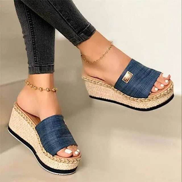 Sandalias cómodas con plataforma