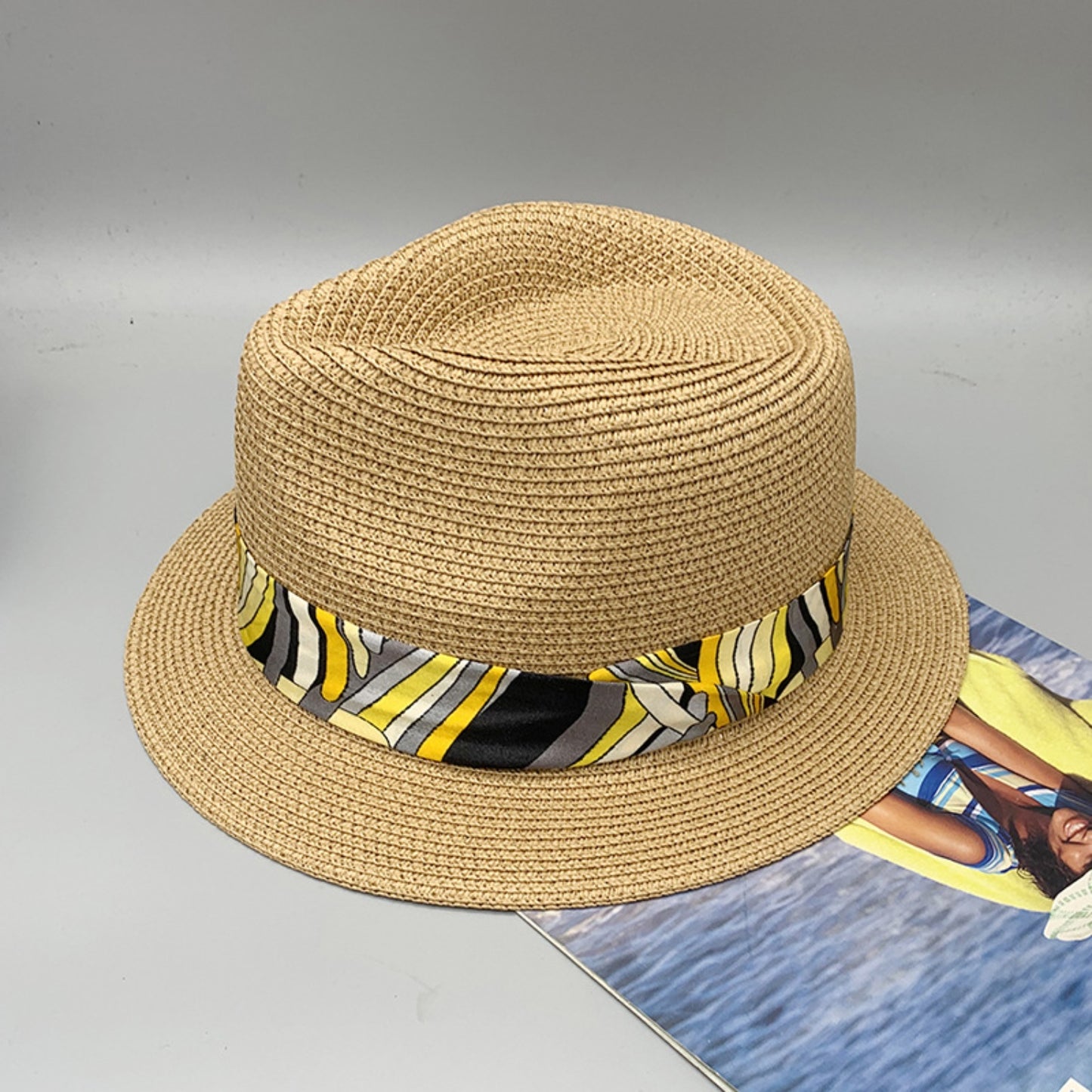 Short Brim Jute Cloth Hat