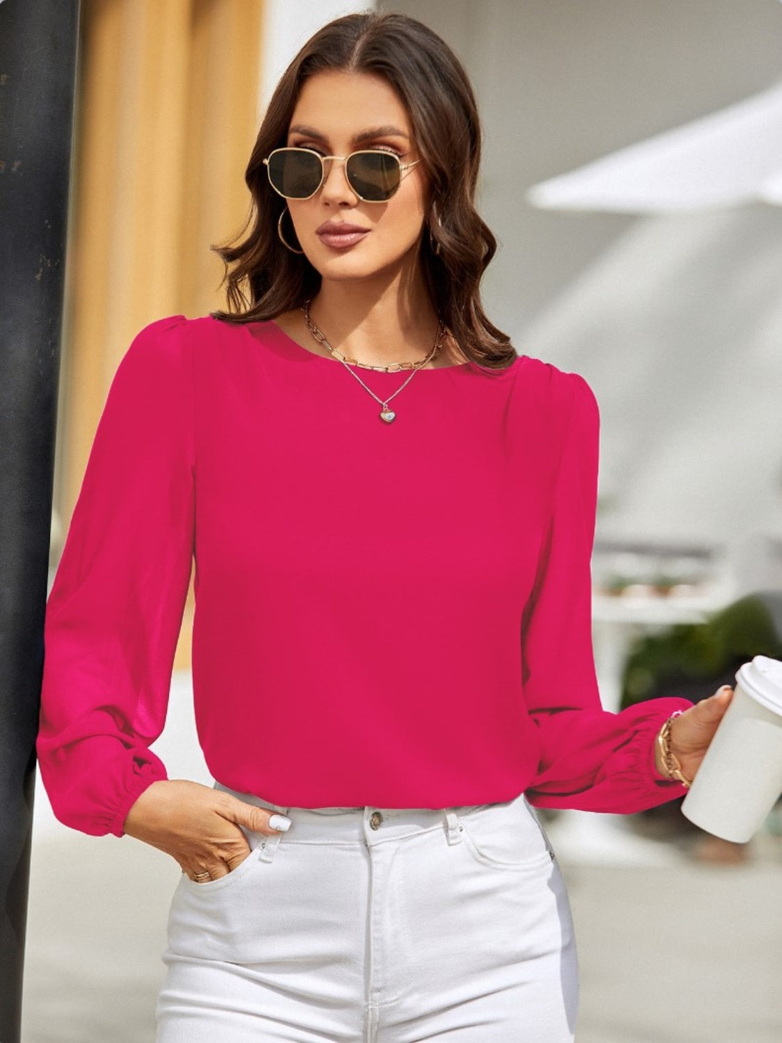 Blusa de manga larga con cuello redondo