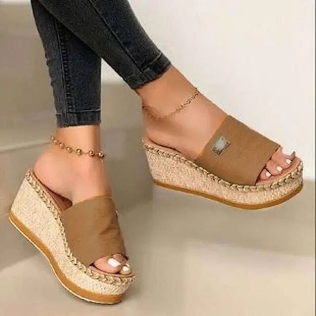 Sandalias cómodas con plataforma