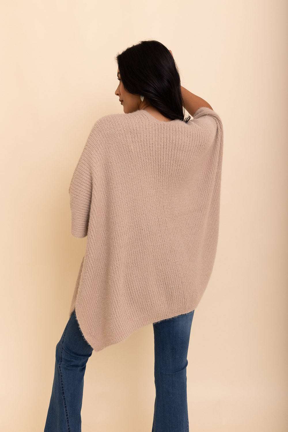 Relax & Chill Summer Nights Boucle Poncho