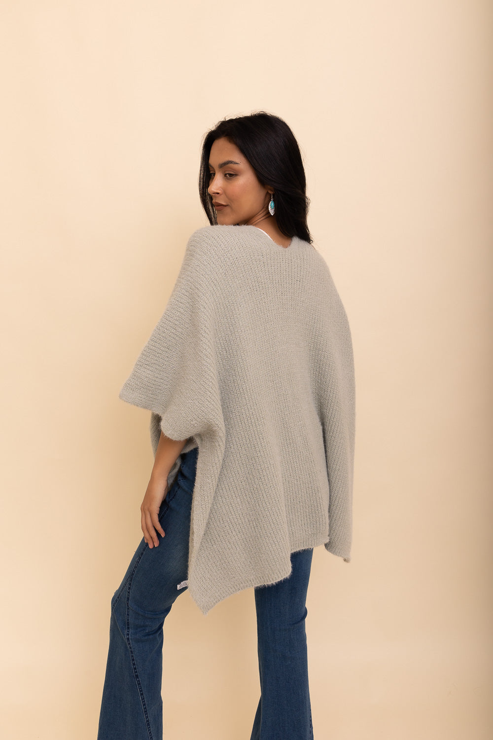 Relax & Chill Summer Nights Boucle Poncho