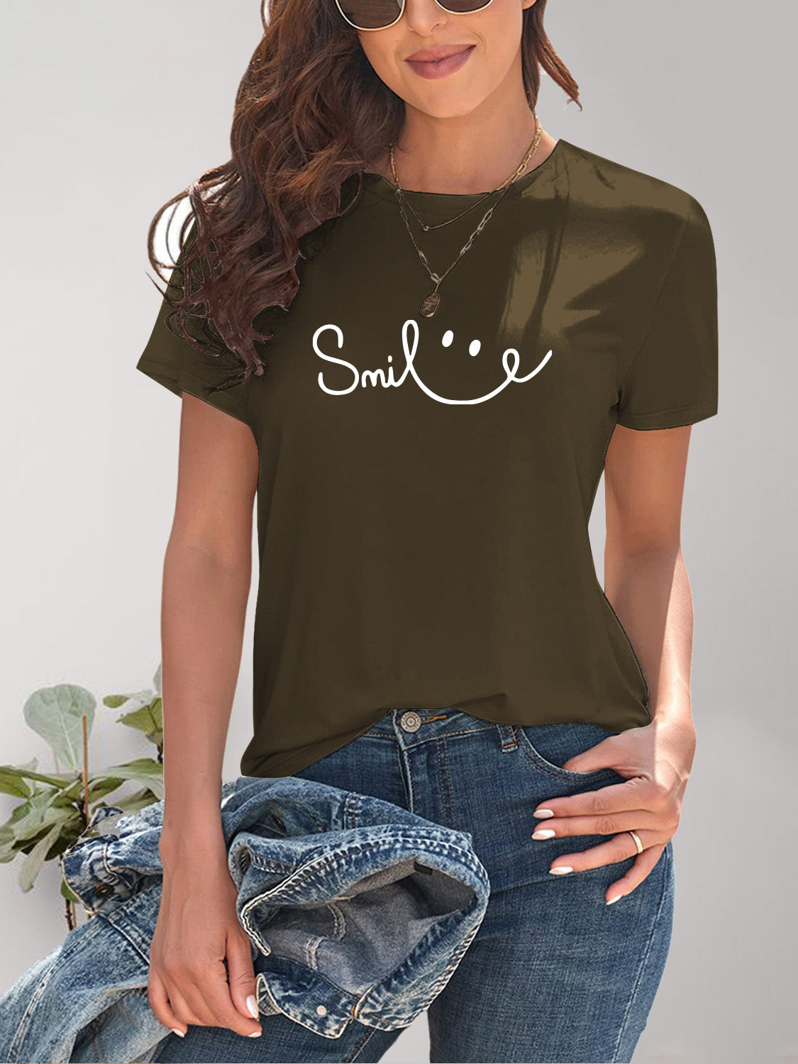 Camiseta de manga corta con cuello redondo SMILE