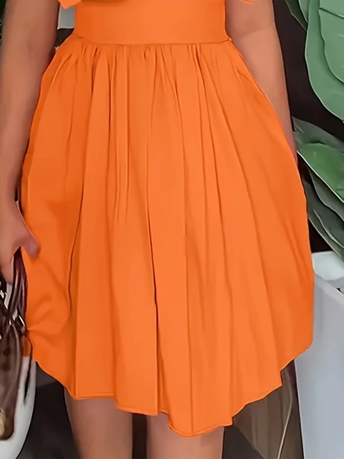 Vestido de manga casquillo con cuello con volantes y talla grande